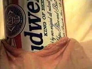 Экстремальный Вставка объектов Использование Budweiser Infuse Hinie